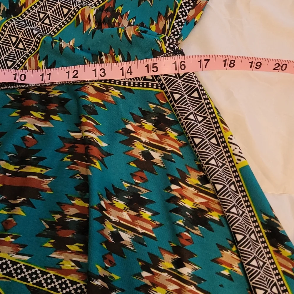 Studio JPR Flowy skirt with and abstract p… - Picture 4 of 7